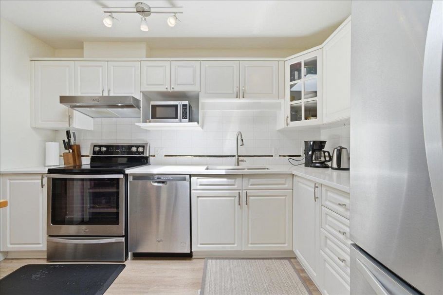 309 1550 Fell Avenue North Vancouver, BC - 10