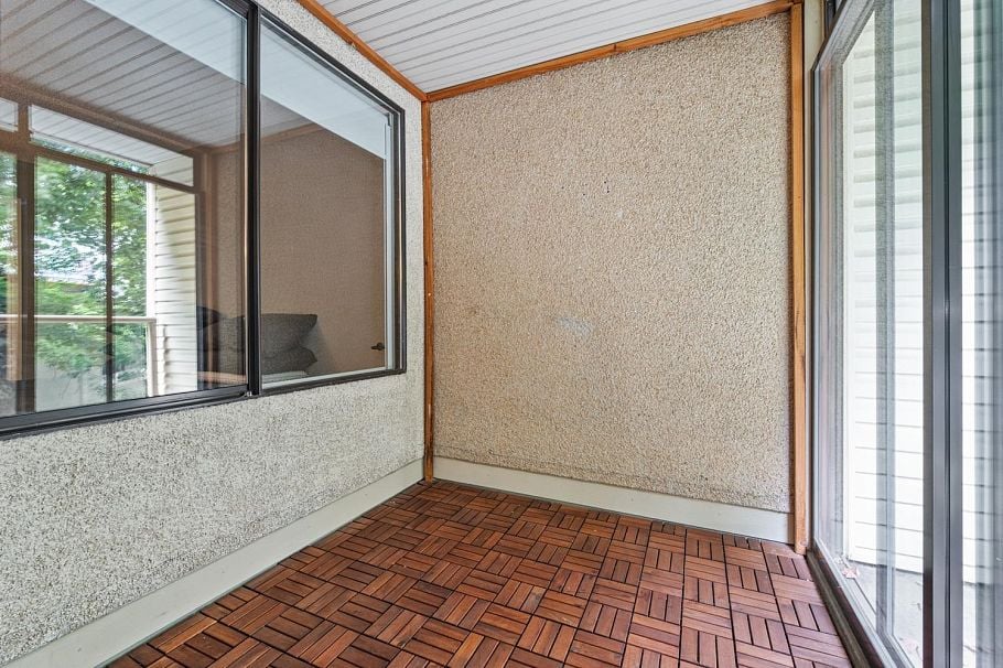 402 1350 Comox Street Vancouver, BC - 26