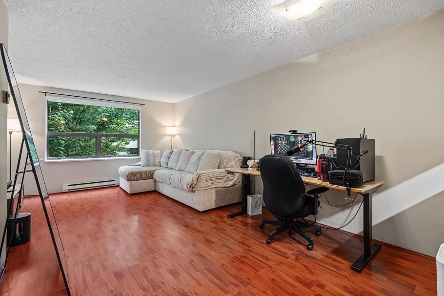 402 1350 Comox Street Vancouver, BC - 15