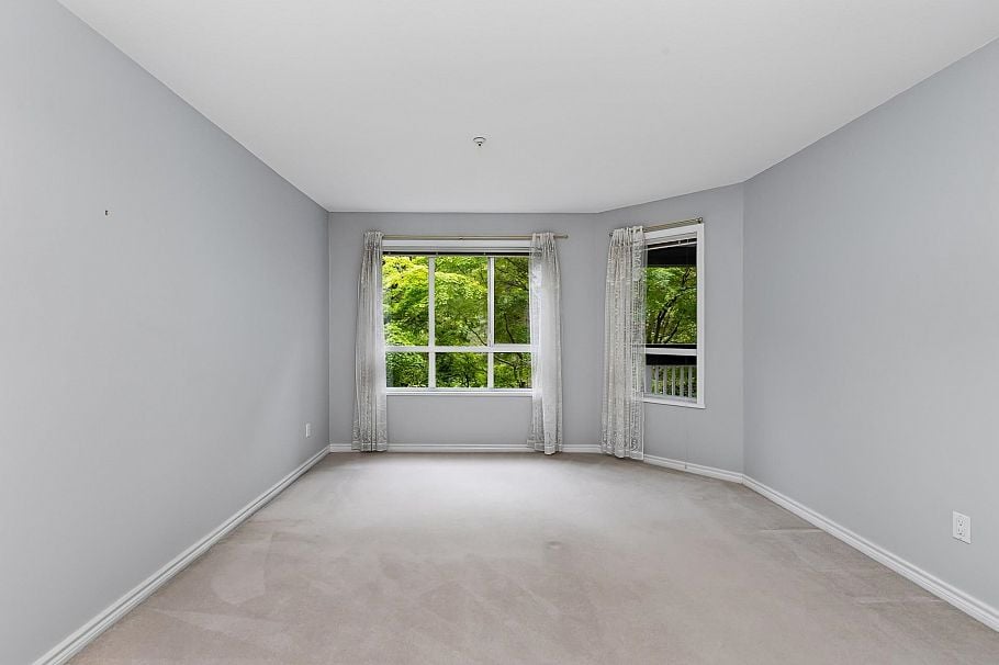 206 1150 Lynn Valley Road North Vancouver, BC - 18