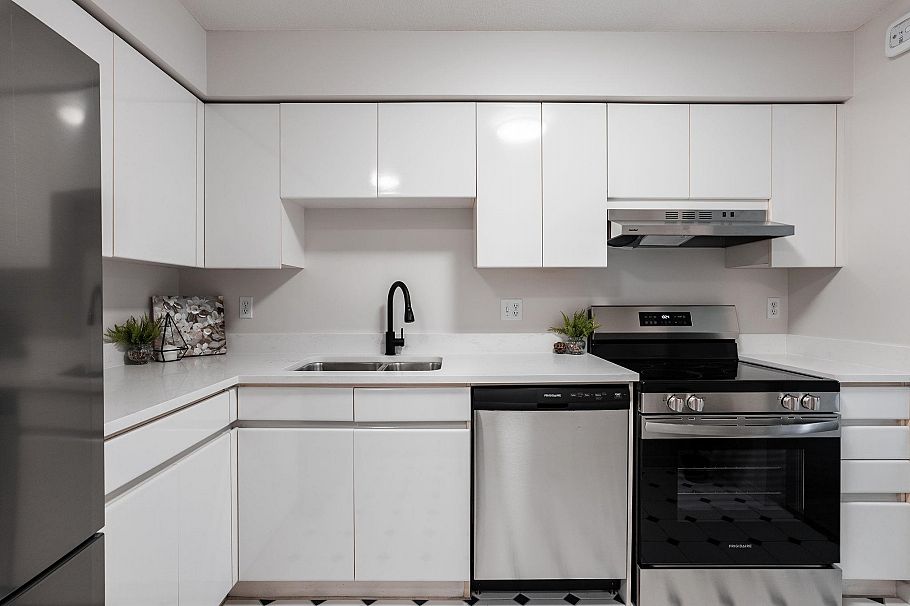 509 1327 E Keith Road North Vancouver, BC - 7