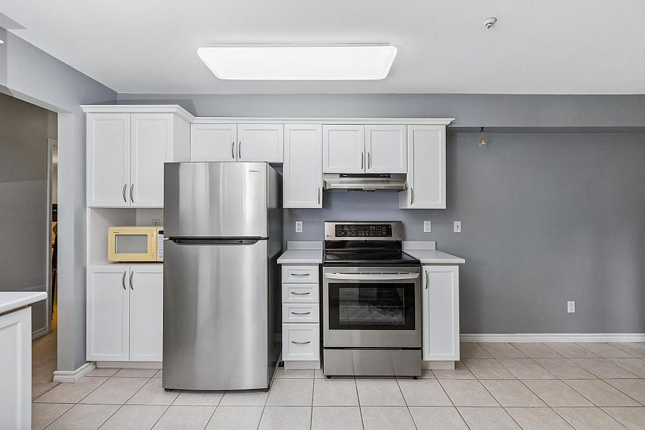 206 1150 Lynn Valley Road North Vancouver, BC - 16