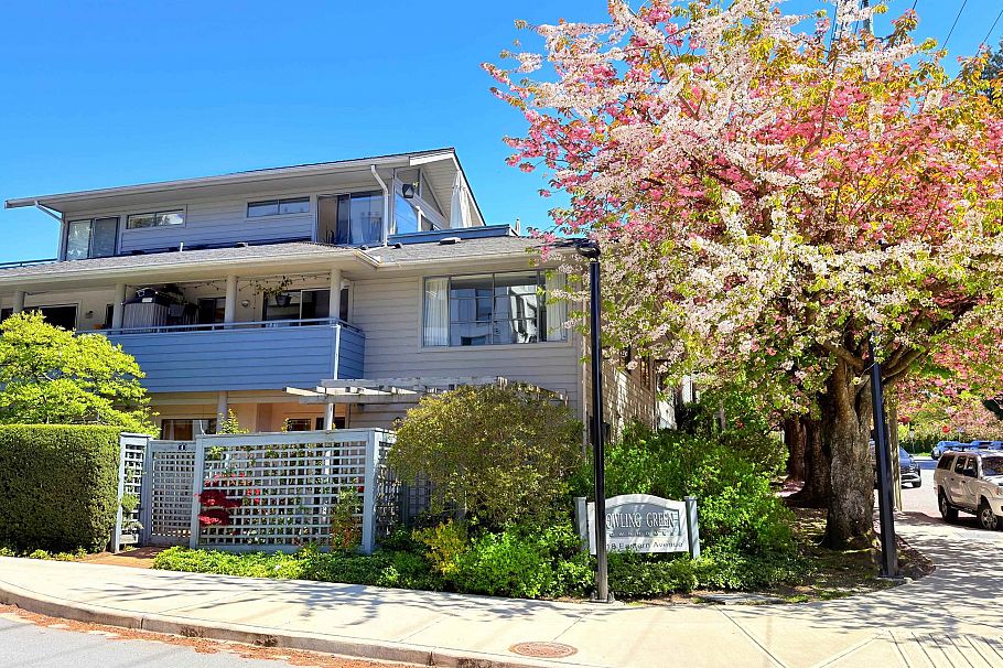 10 2118 Eastern Avenue North Vancouver, BC - 35