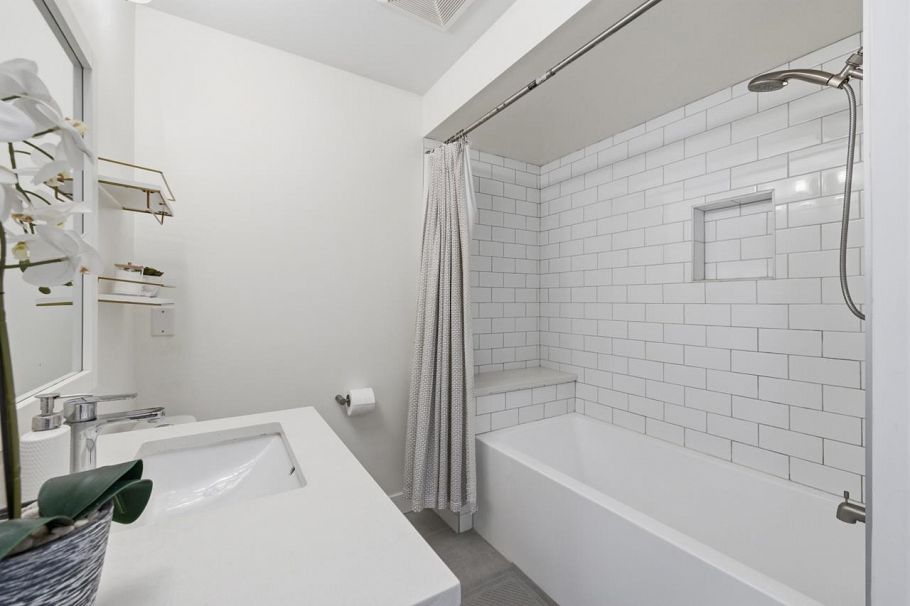 10 2118 Eastern Avenue North Vancouver, BC - 22