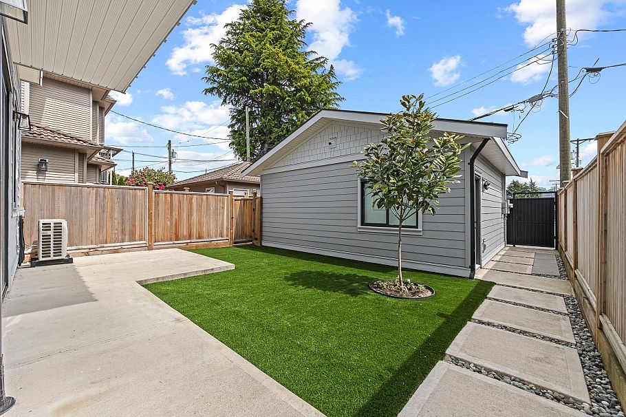 8578 Cartier Street Vancouver, BC - 33