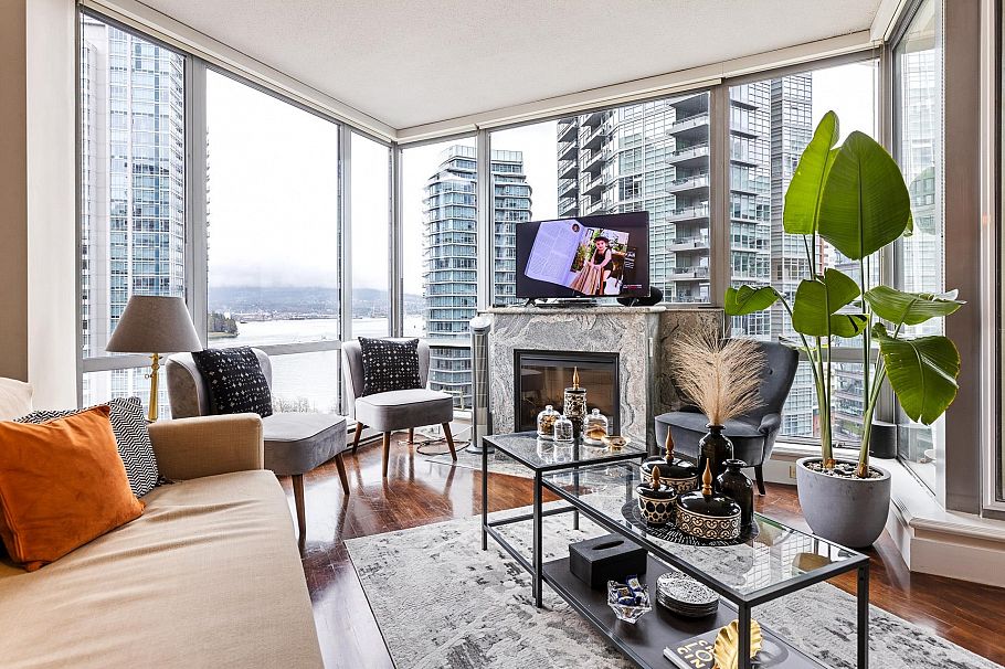 1401 1228 W Hastings Street Vancouver, BC - 2