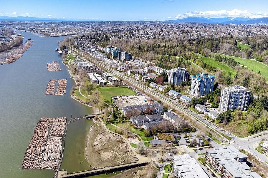 106 8495 Jellicoe Street Vancouver, BC - 21