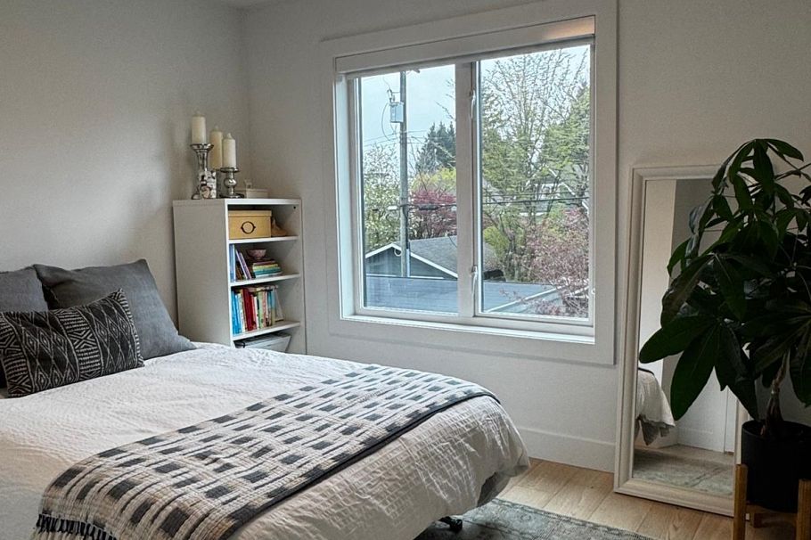 212 E 18th Street North Vancouver, BC - 22