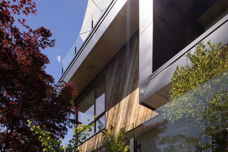 452 E 4th Street North Vancouver, BC - 3
