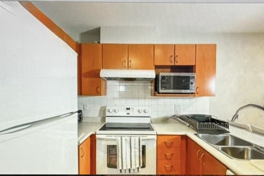 210 6991 Victoria Drive Vancouver, BC - 18