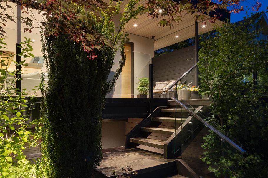 452 E 4th Street North Vancouver, BC - 29