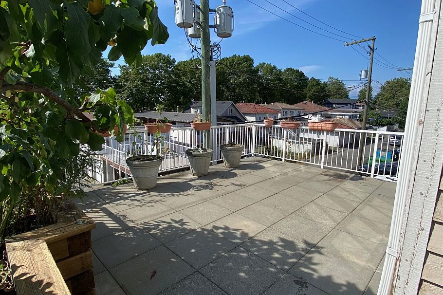 210 6991 Victoria Drive Vancouver, BC - 15