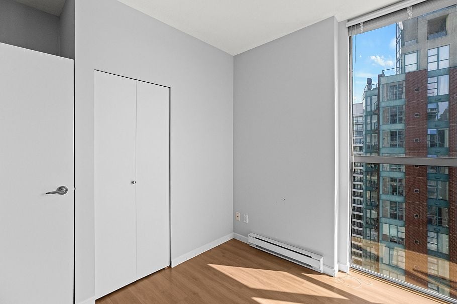 2505 928 Richards Street Vancouver, BC - 18