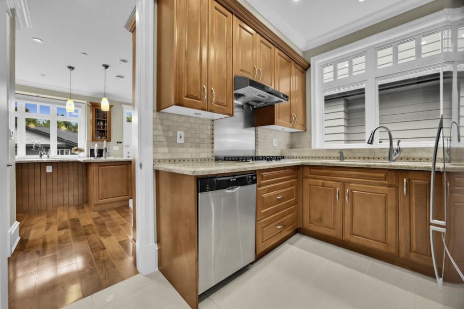 4418 Brakenridge Street Vancouver, BC - 16