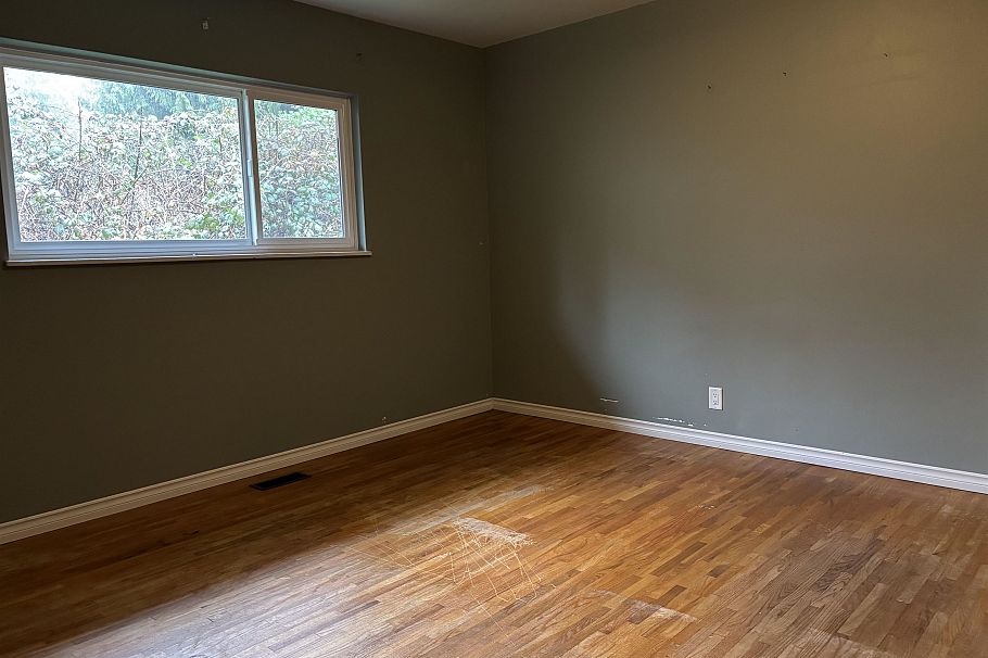 981 Friar Crescent North Vancouver, BC - 11