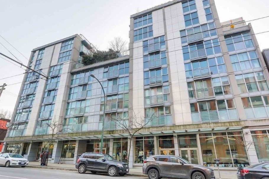 816 168 Powell Street Vancouver, BC - 1