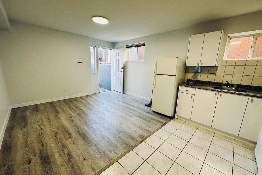 939 E 26th Avenue Vancouver, BC - 7