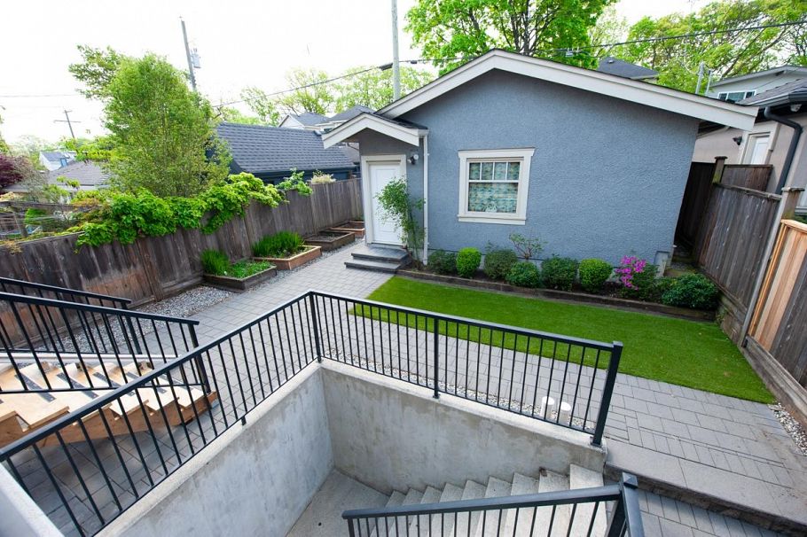3522 W 21st Avenue Vancouver, BC - 31