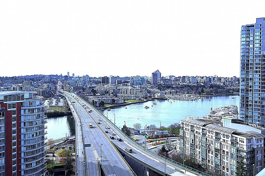1020 68 Smithe Street Vancouver, BC - 19