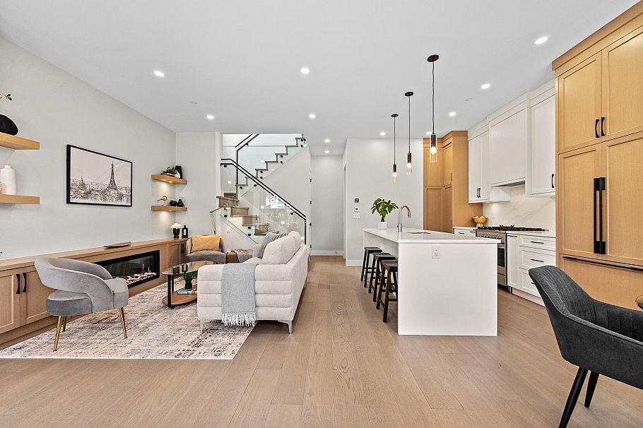 1 8578 Cartier Street Vancouver, BC - 13