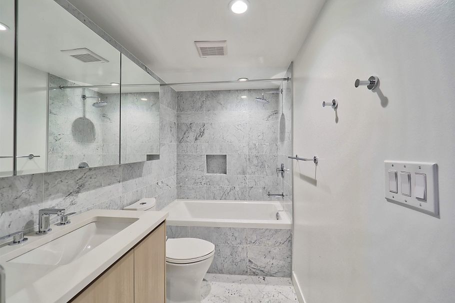 801 1768 Cook Street Vancouver, BC - 14