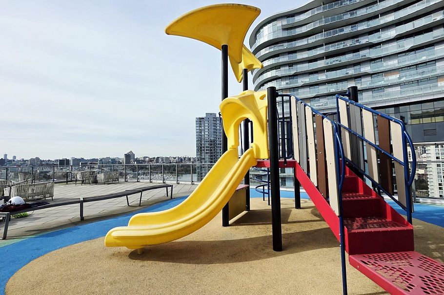 1020 68 Smithe Street Vancouver, BC - 21
