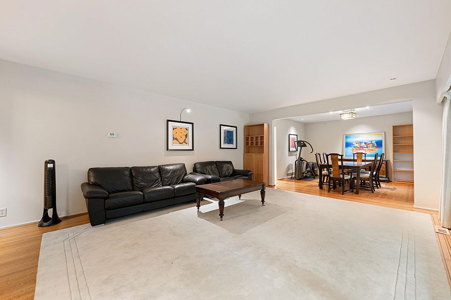 3535 W 47th Avenue Vancouver, BC - 5