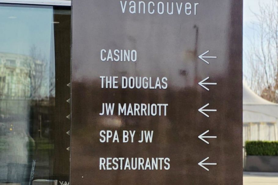 1020 68 Smithe Street Vancouver, BC - 25