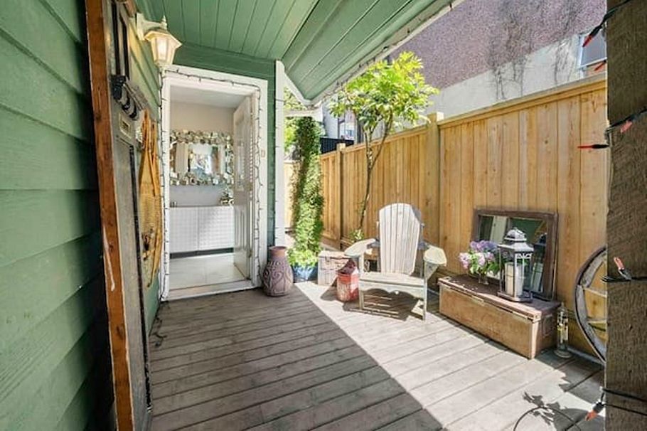 D 136 W 4th Street North Vancouver, BC - 19
