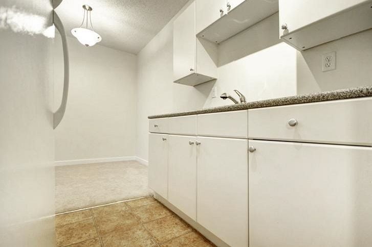 118 1655 NELSON STREET, Vancouver BC V6G 1M4 Vancouver, BC - 12