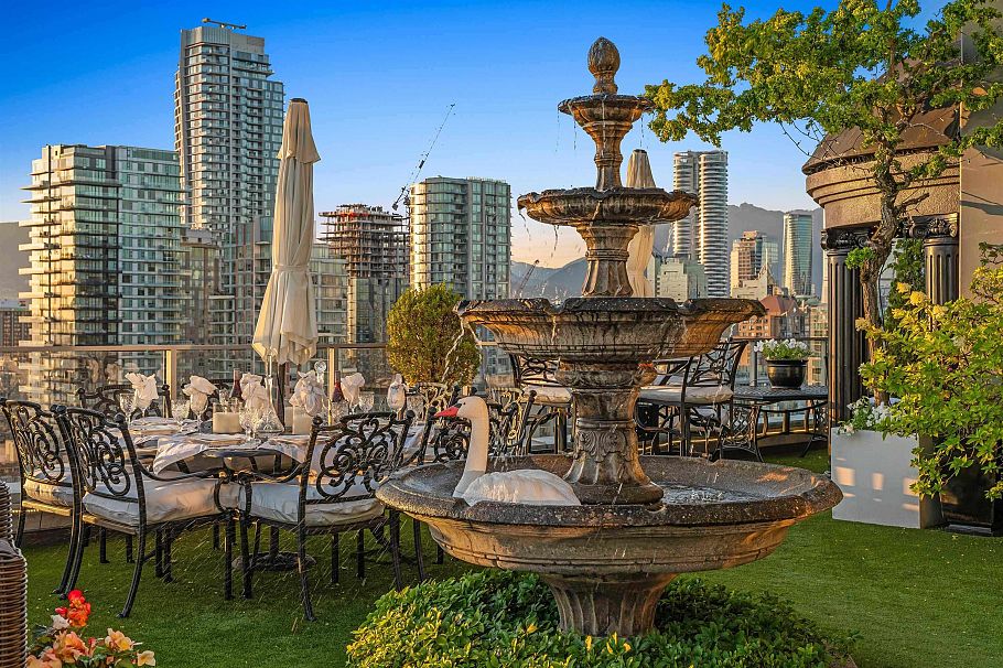 3701 1495 RICHARDS, Vancouver BC V6Z 3E3 Vancouver, BC - 4