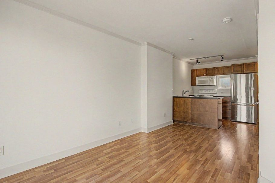 PH18 2265 E Hastings Street Vancouver, BC - 8