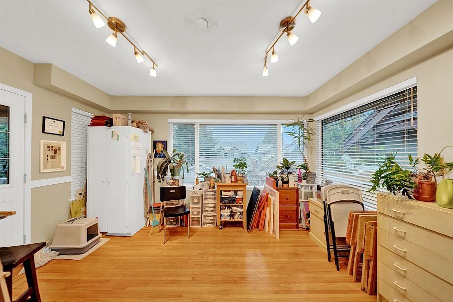 4080 W 35th Avenue Vancouver, BC - 11