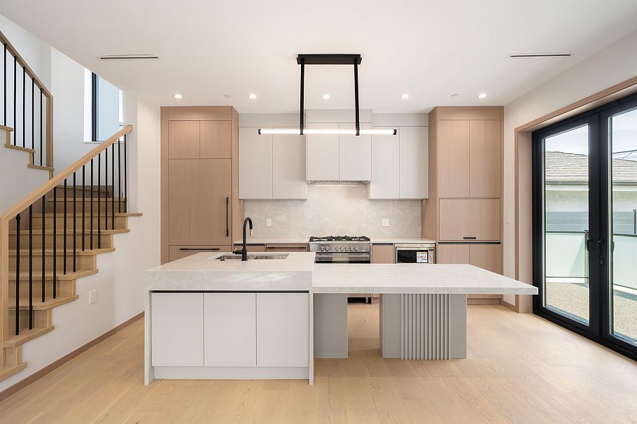 2 1448 E 30th Avenue Vancouver, BC - 7