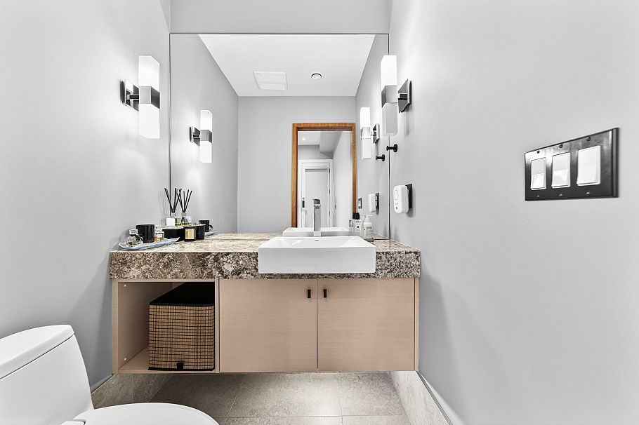 969 W 18th Avenue Vancouver, BC - 17