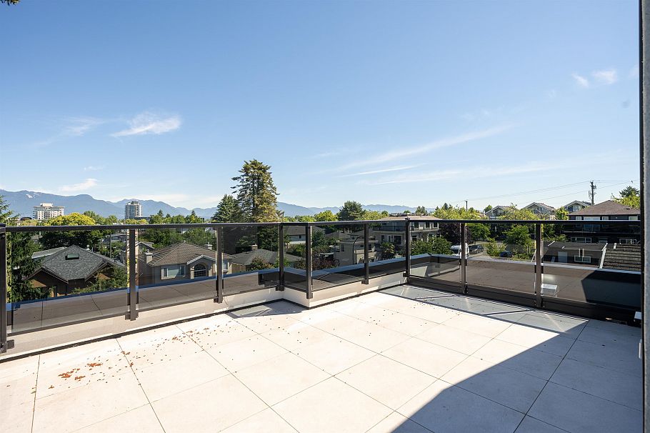 1 1450 E 30th Avenue Vancouver, BC - 27