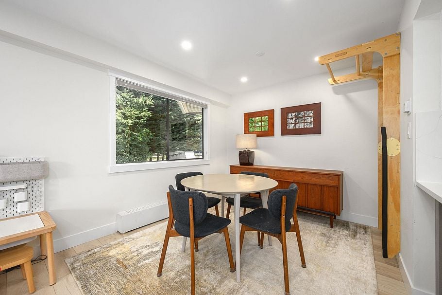 316 1385 Draycott Road North Vancouver, BC - 11