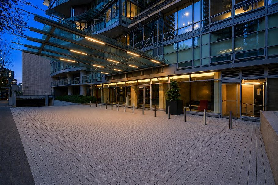PH02 1283 Howe Street Vancouver, BC - 2