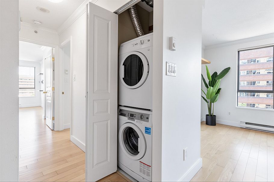 1802 1189 Howe Street Vancouver, BC - 16