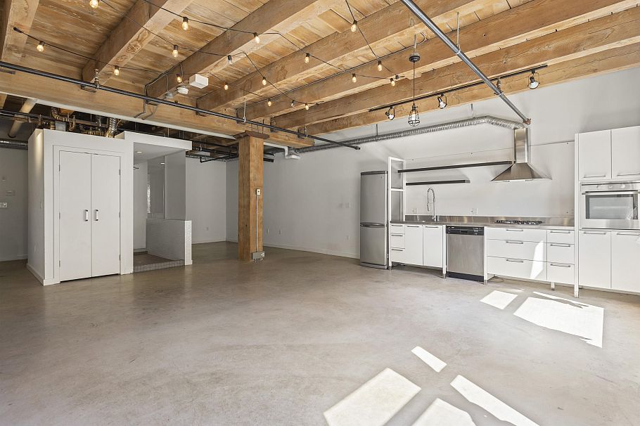 308 55 E Cordova Street Vancouver, BC - 13