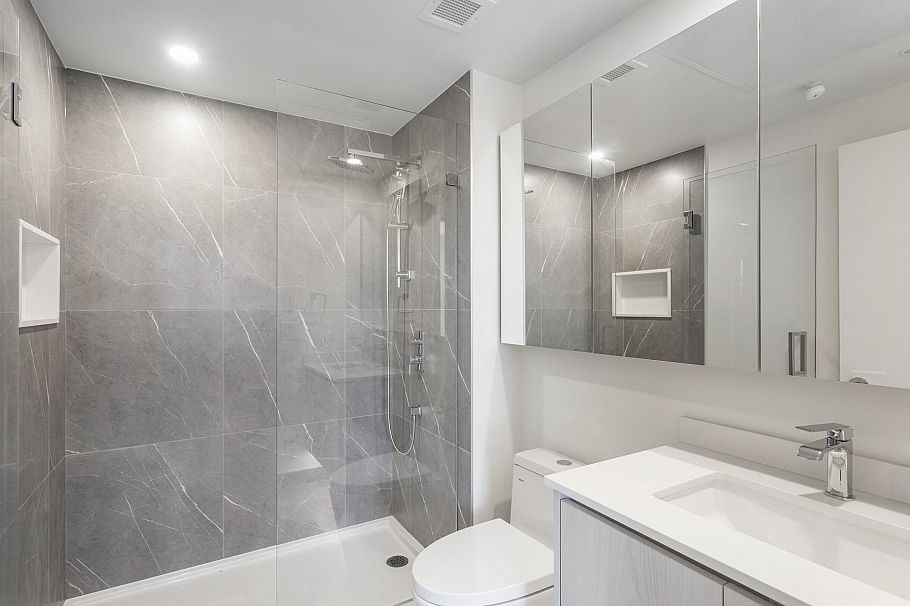 305 3264 Vanness Avenue Vancouver, BC - 12