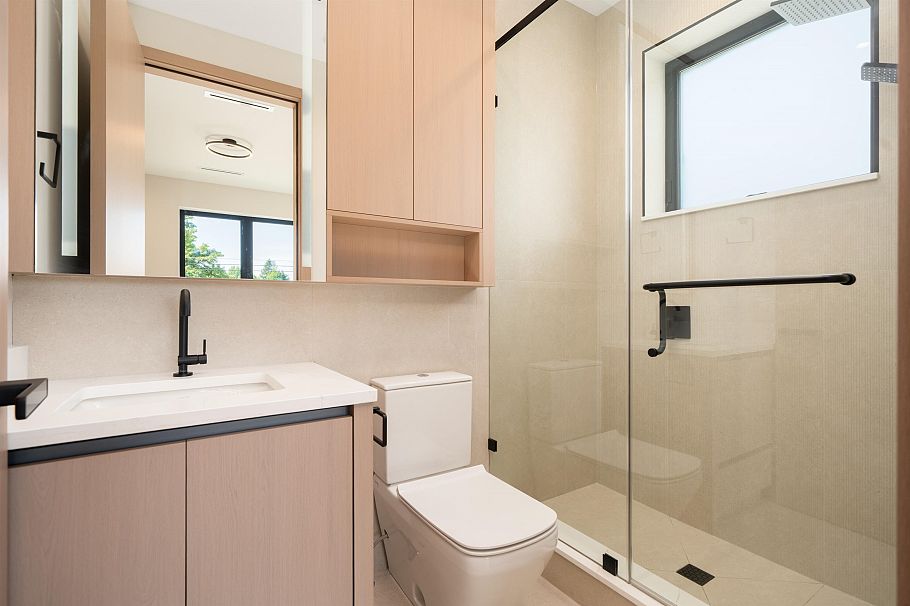 2 1448 E 30th Avenue Vancouver, BC - 13