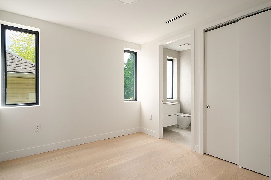 2 4161 Windsor Street Vancouver, BC - 15
