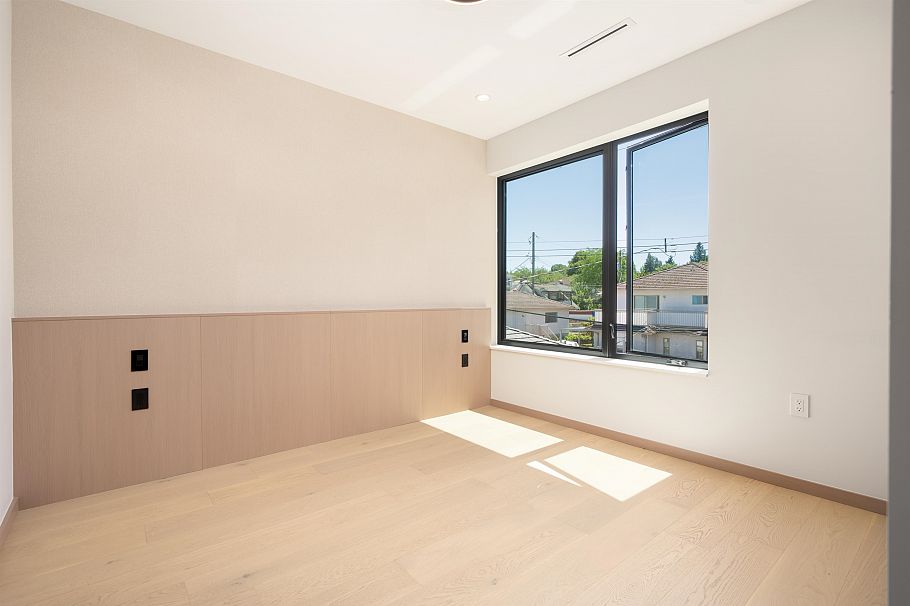 2 1448 E 30th Avenue Vancouver, BC - 11
