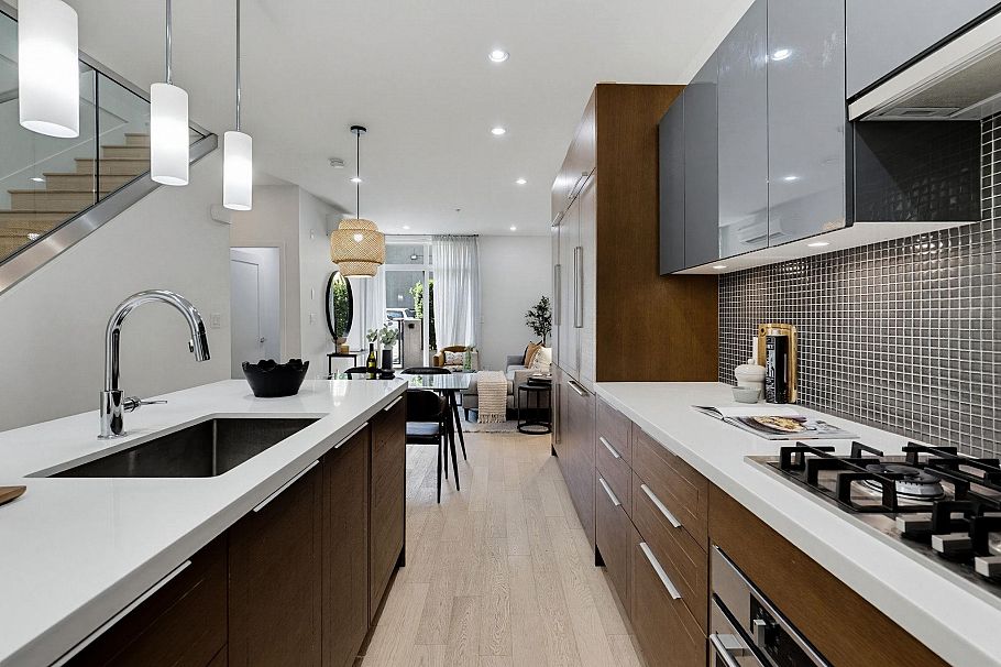 637 Victoria Drive Vancouver, BC - 14