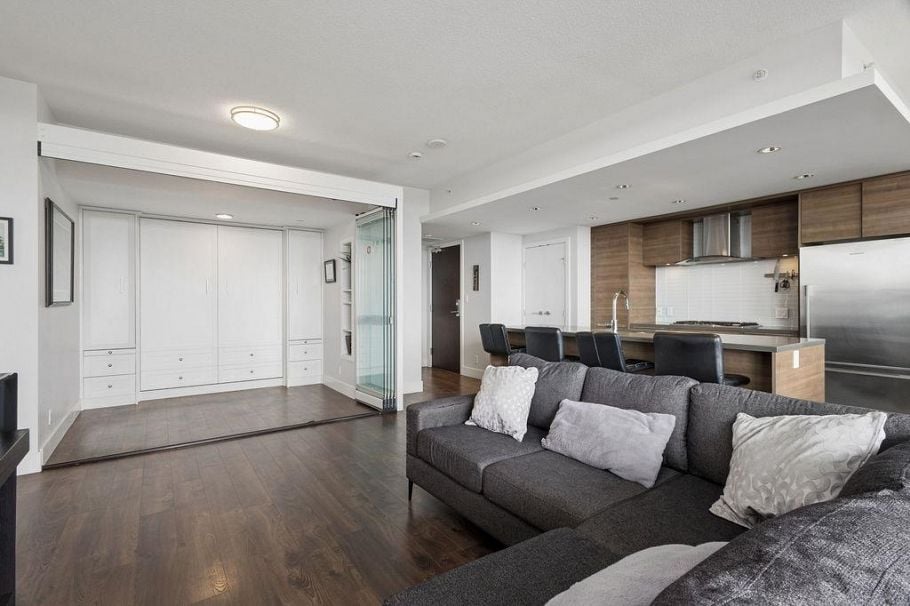 2303 1550 Fern Street North Vancouver, BC - 11