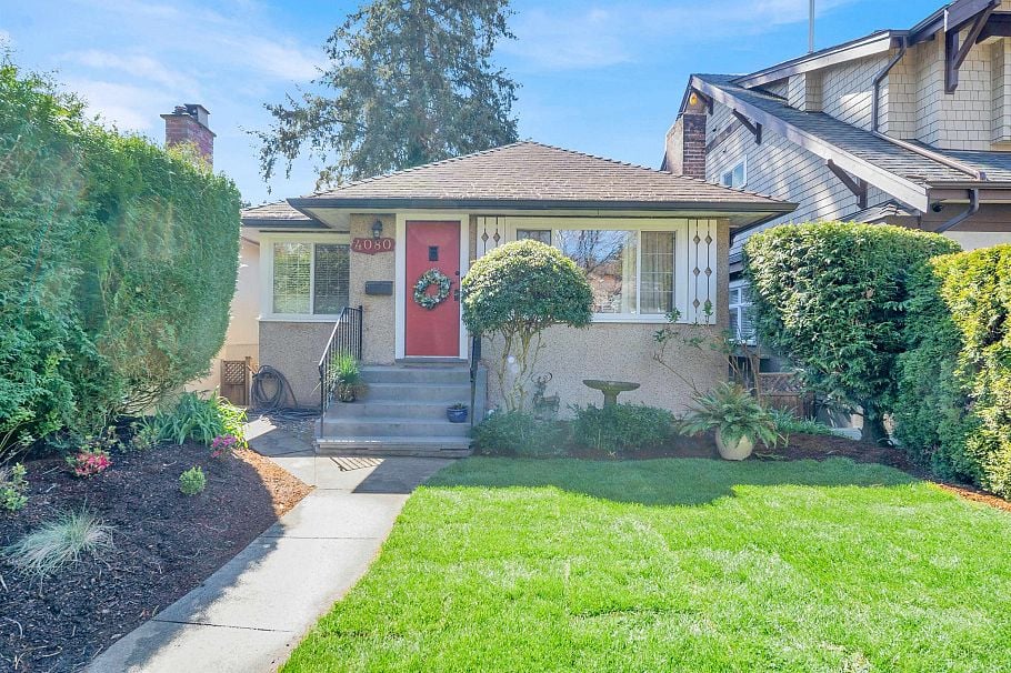 4080 W 35th Avenue Vancouver, BC - 1