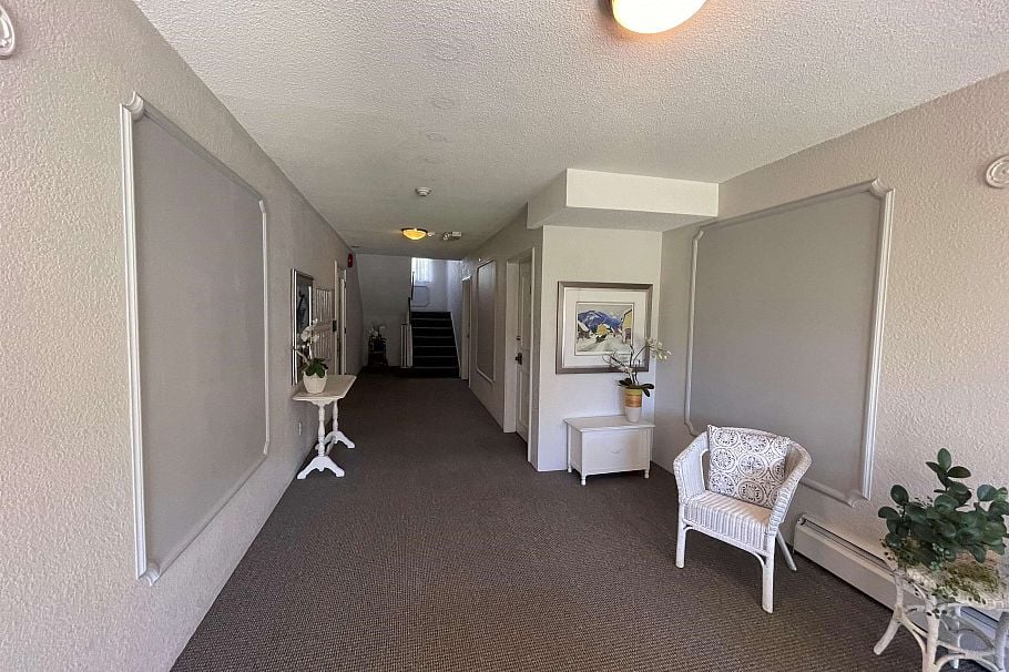 11 140 E 20 Street North Vancouver, BC - 4