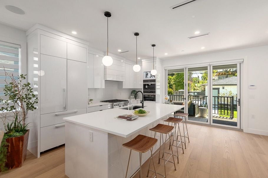 2886 W 29th Avenue Vancouver, BC - 6