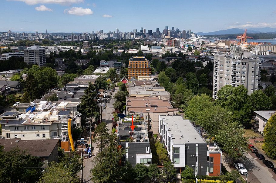 637 Victoria Drive Vancouver, BC - 31